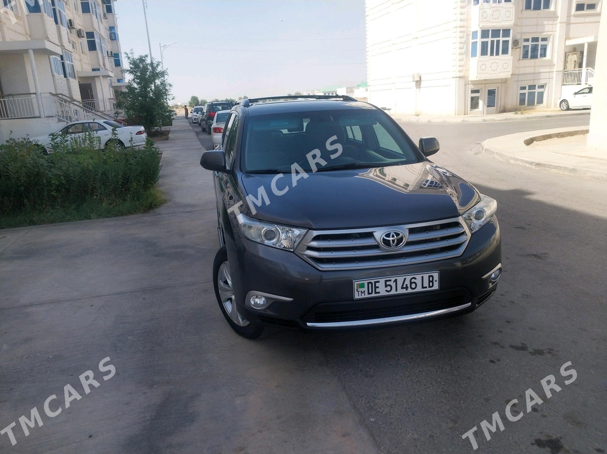 Toyota Highlander 2013 - 296 000 TMT - Туркменабат - img 2