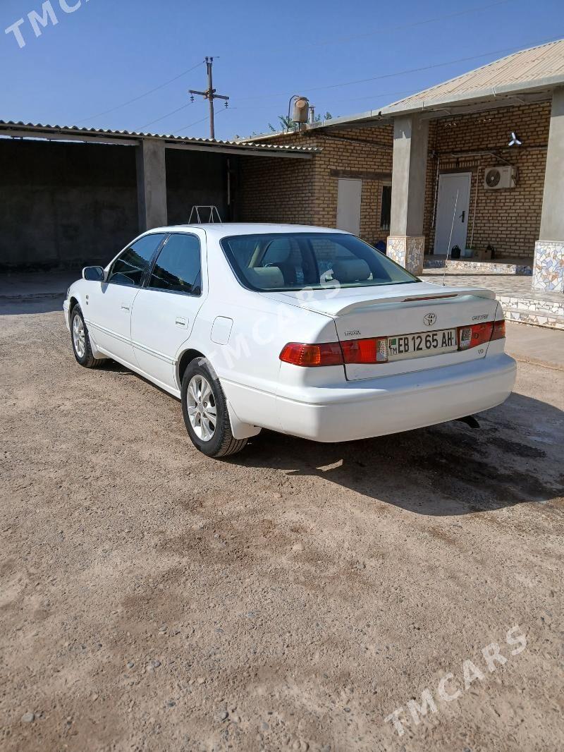 Toyota Camry 2001 - 110 000 TMT - Tejen - img 2