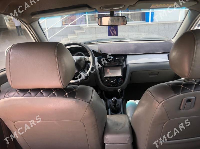 Chevrolet Lacetti 2007 - 78 000 TMT - 6 мкр - img 3