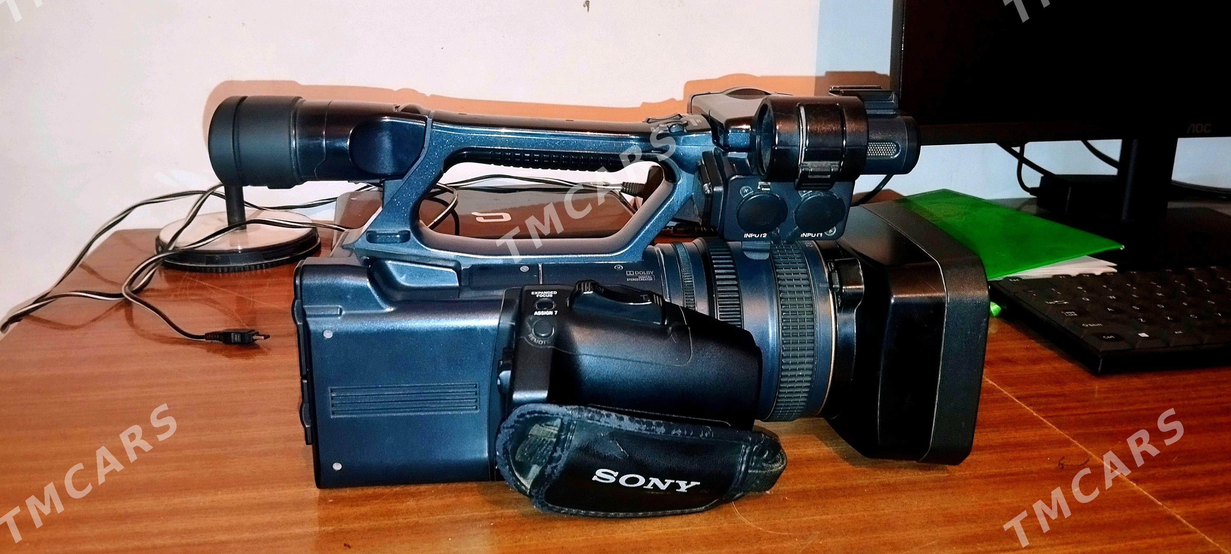 sony 2000 e - Mary - img 2