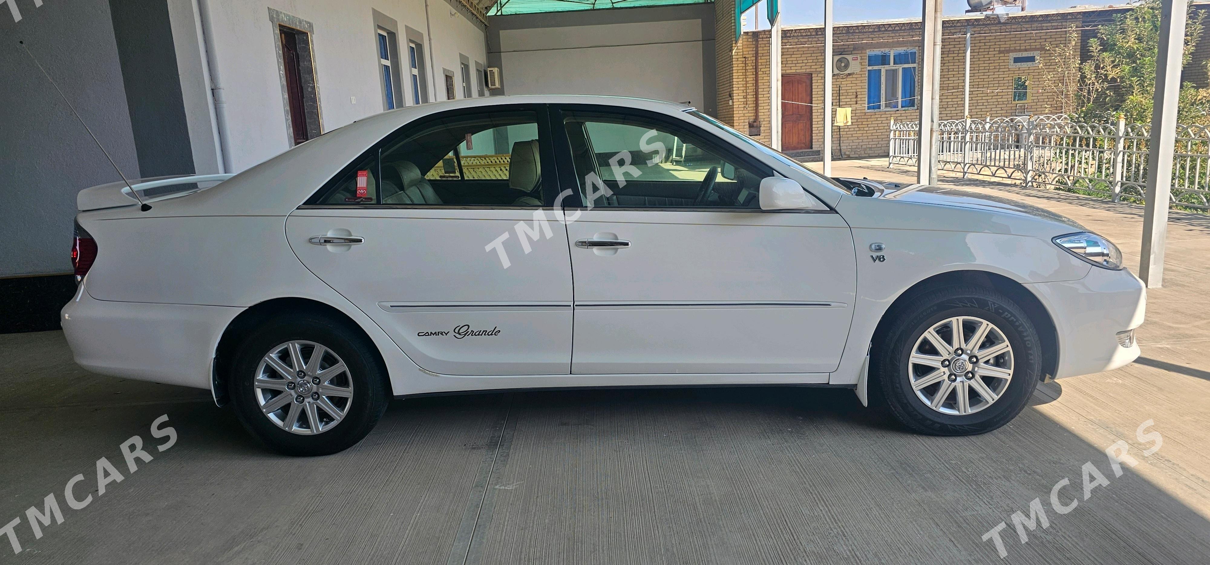 Toyota Camry 2003 - 185 000 TMT - Халач - img 4