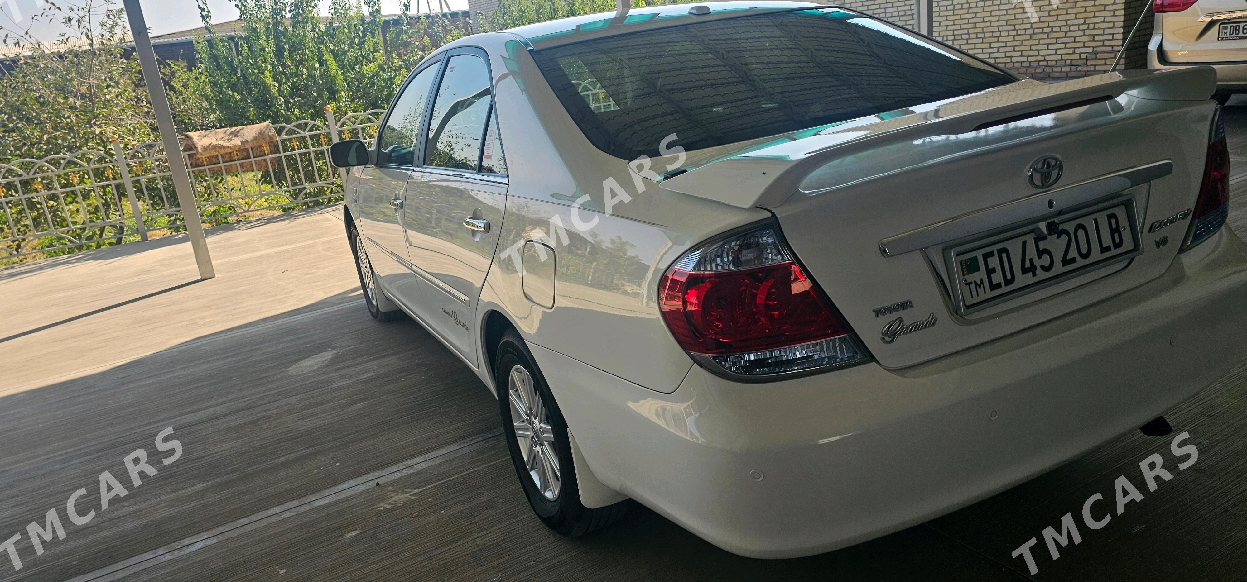 Toyota Camry 2003 - 185 000 TMT - Халач - img 6