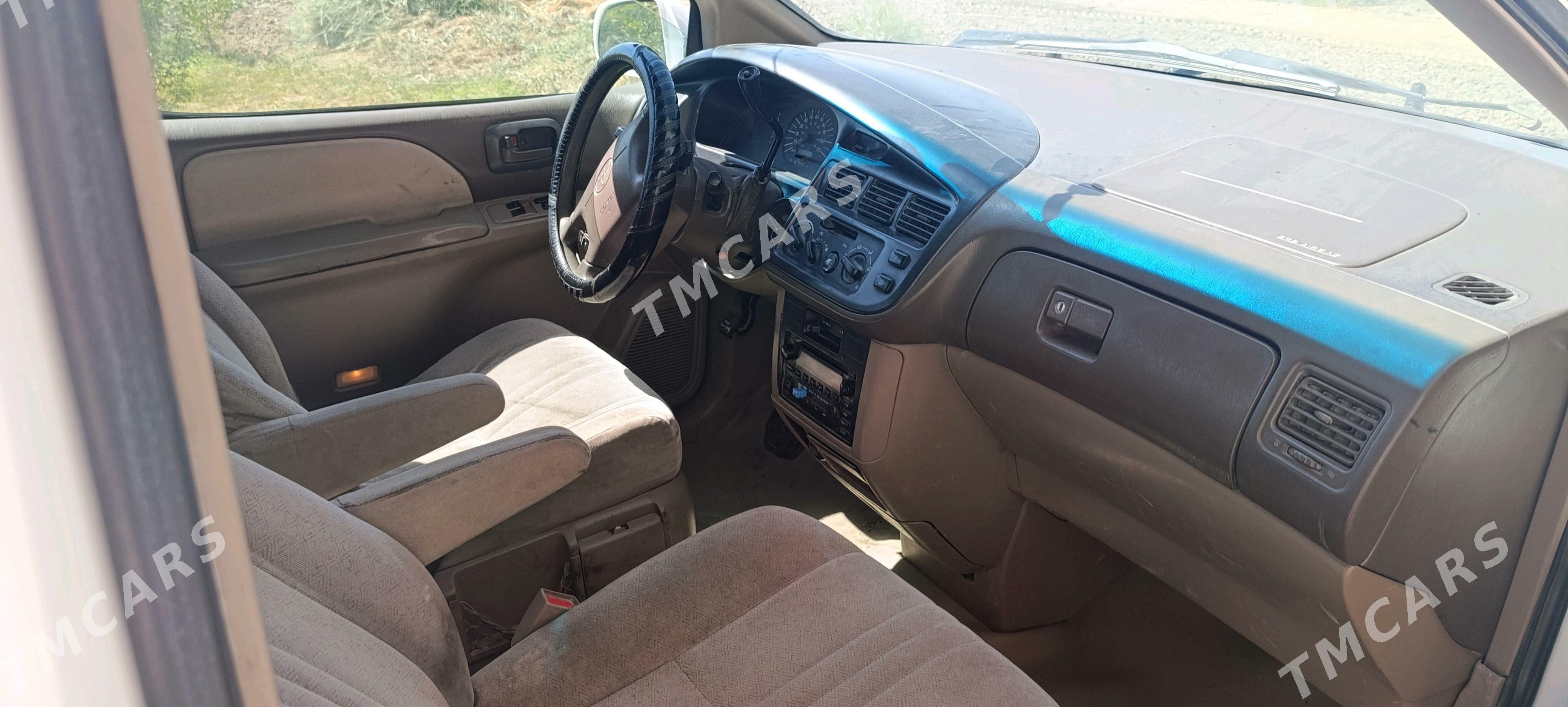 Toyota Sienna 2000 - 135 000 TMT - Болдумсаз - img 5