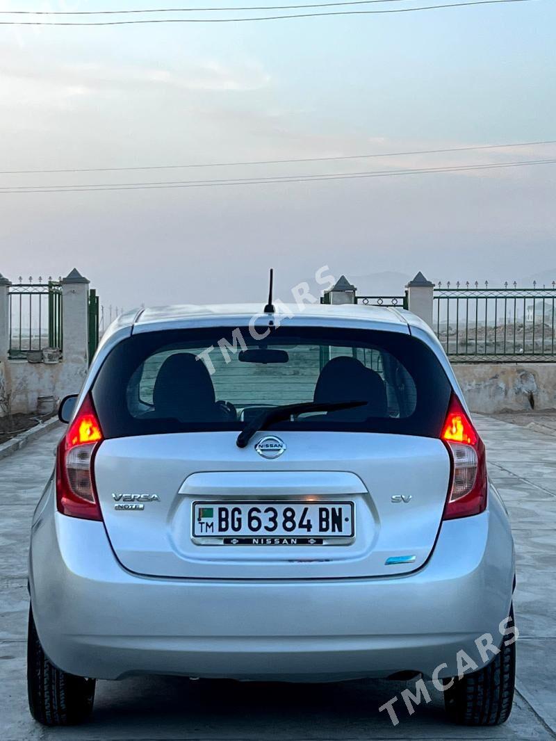 Nissan Versa 2013 - 90 000 TMT - Balkanabat - img 4