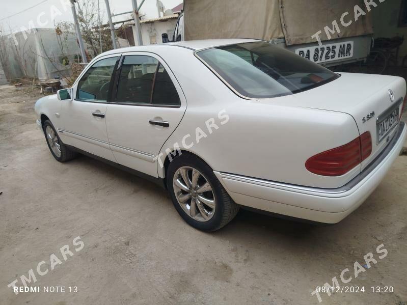Mercedes-Benz E320 1998 - 64 000 TMT - Mary - img 3