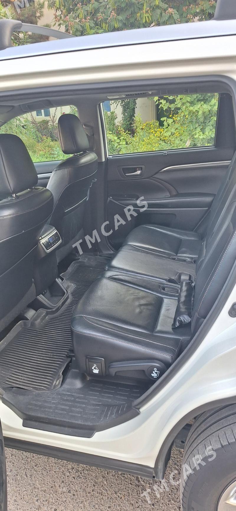 Toyota Highlander 2018 - 485 000 TMT - Ашхабад - img 3