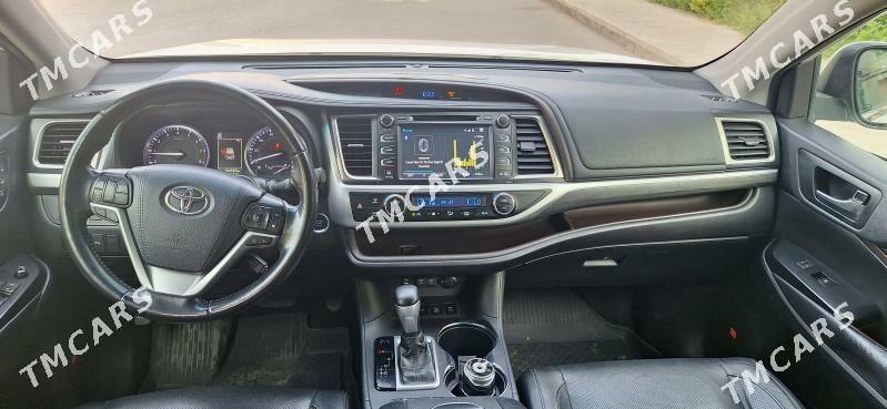 Toyota Highlander 2018 - 485 000 TMT - Ашхабад - img 6