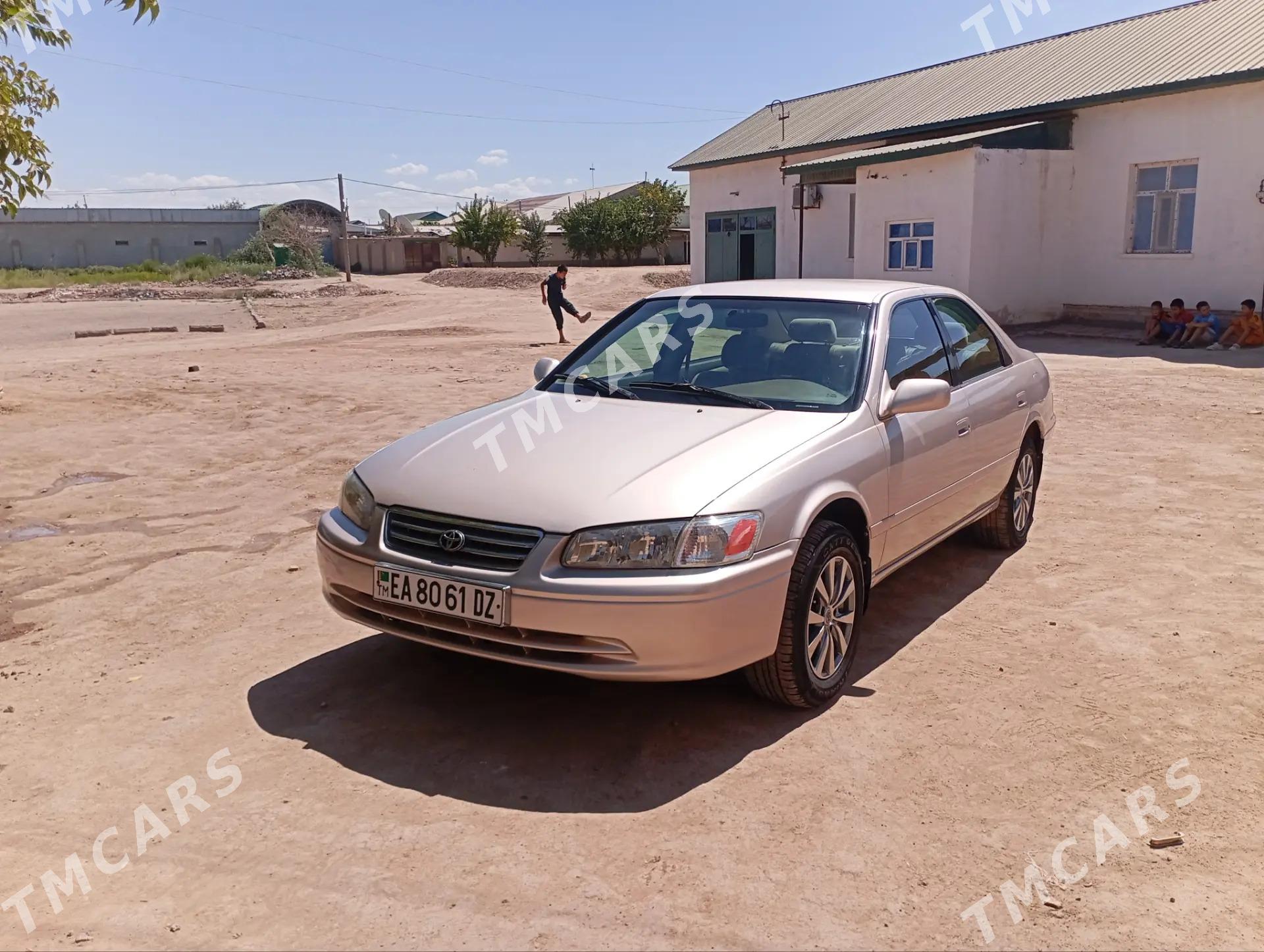 Toyota Camry 2001 - 145 000 TMT - Кёнеургенч - img 7