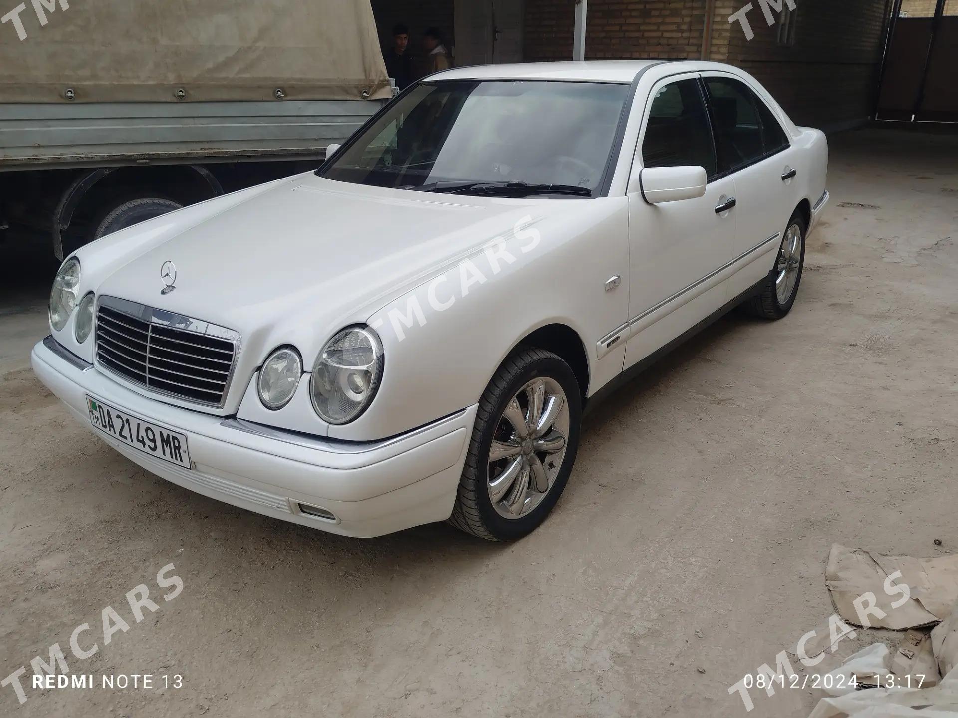 Mercedes-Benz E320 1998 - 64 000 TMT - Mary - img 6