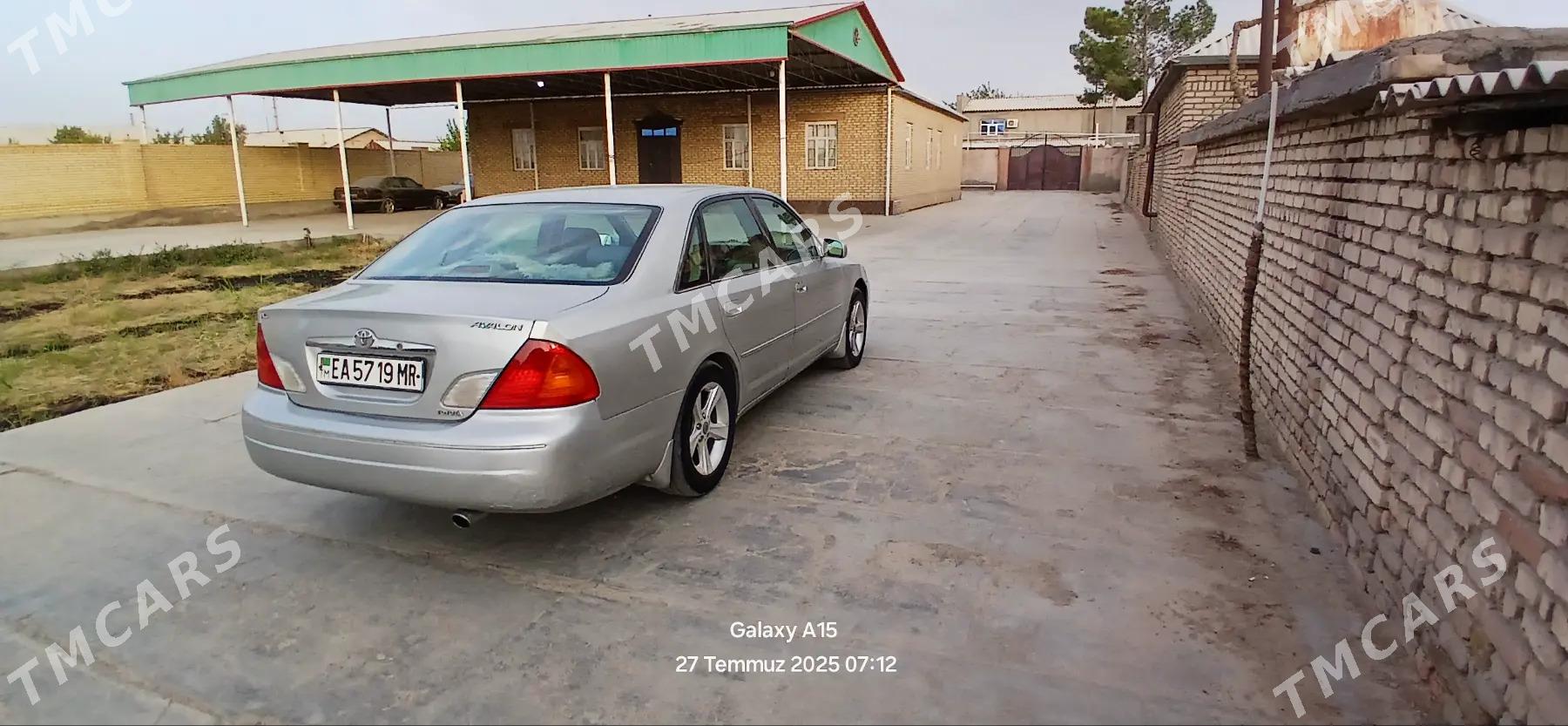 Toyota Avalon 2001 - 115 000 TMT - Сакарчага - img 5