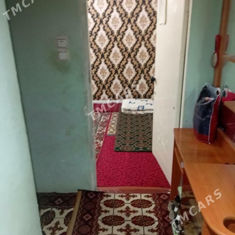 сатлык 2 микр 2 комнат - Türkmenabat - img 4