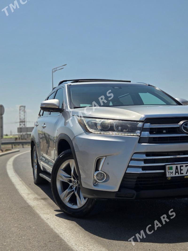 Toyota Highlander 2017 - 440 000 TMT - Туркменабат - img 2
