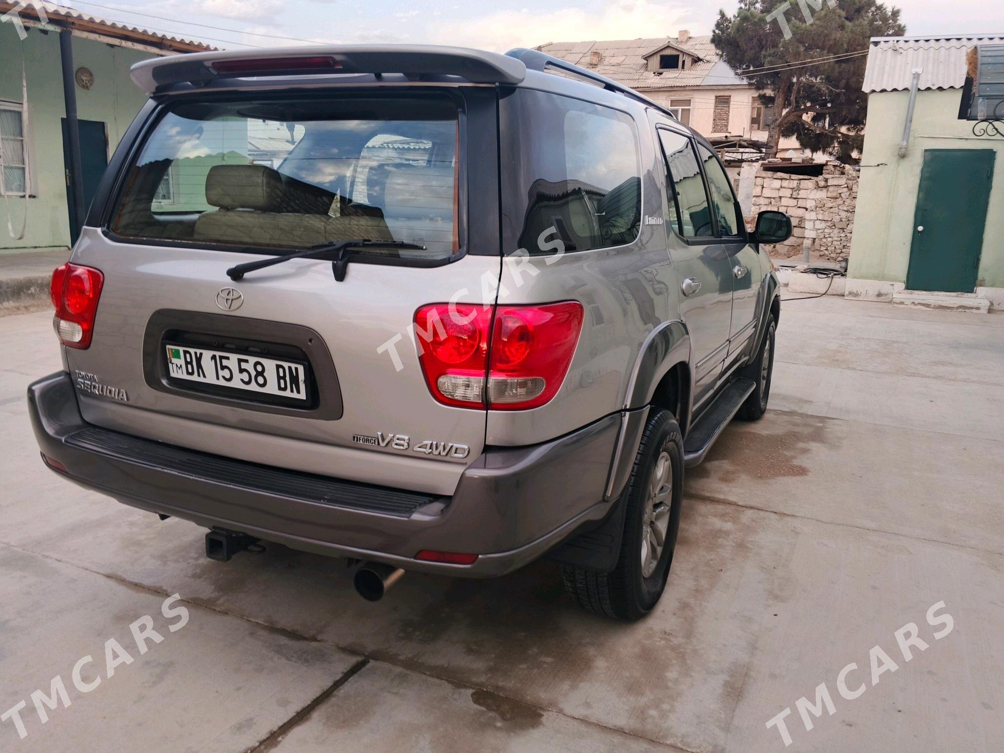 Toyota Sequoia 2001 - 260 000 TMT - Balkanabat - img 4