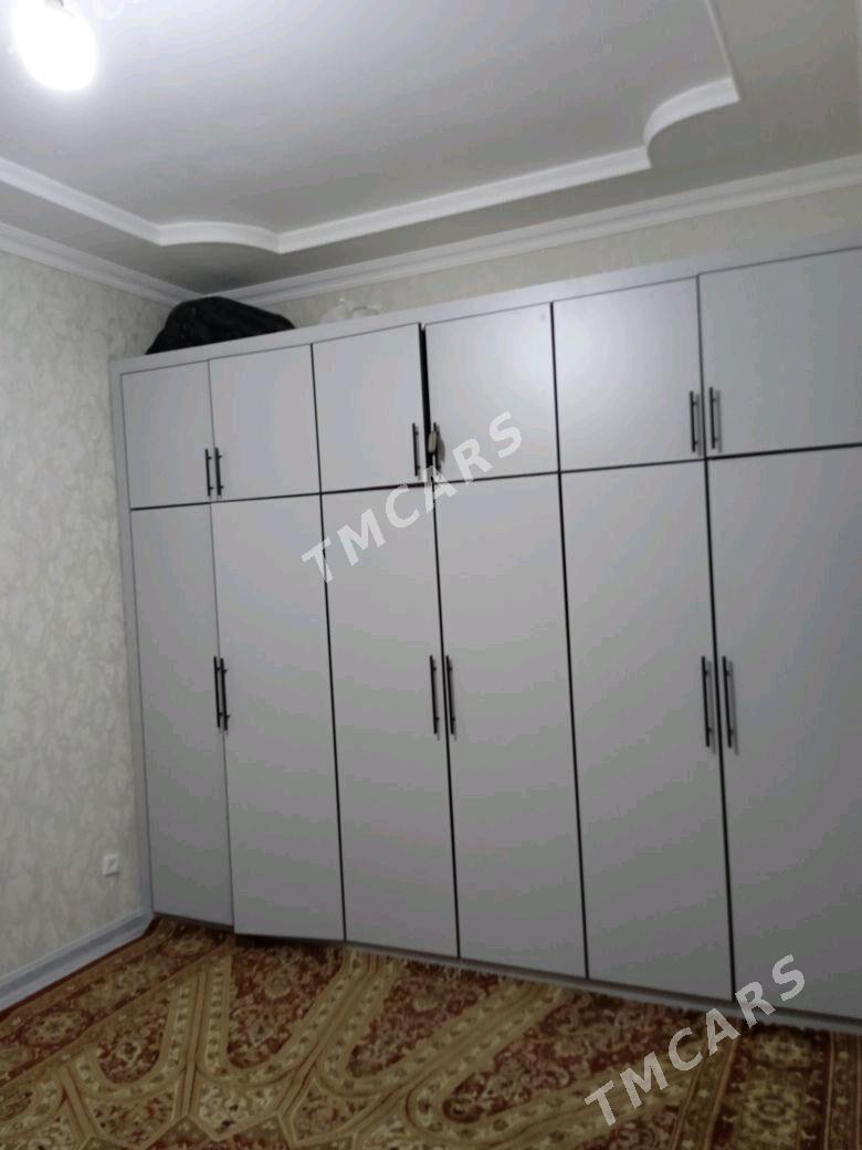 прадаётся квартира - Türkmenbaşy - img 3