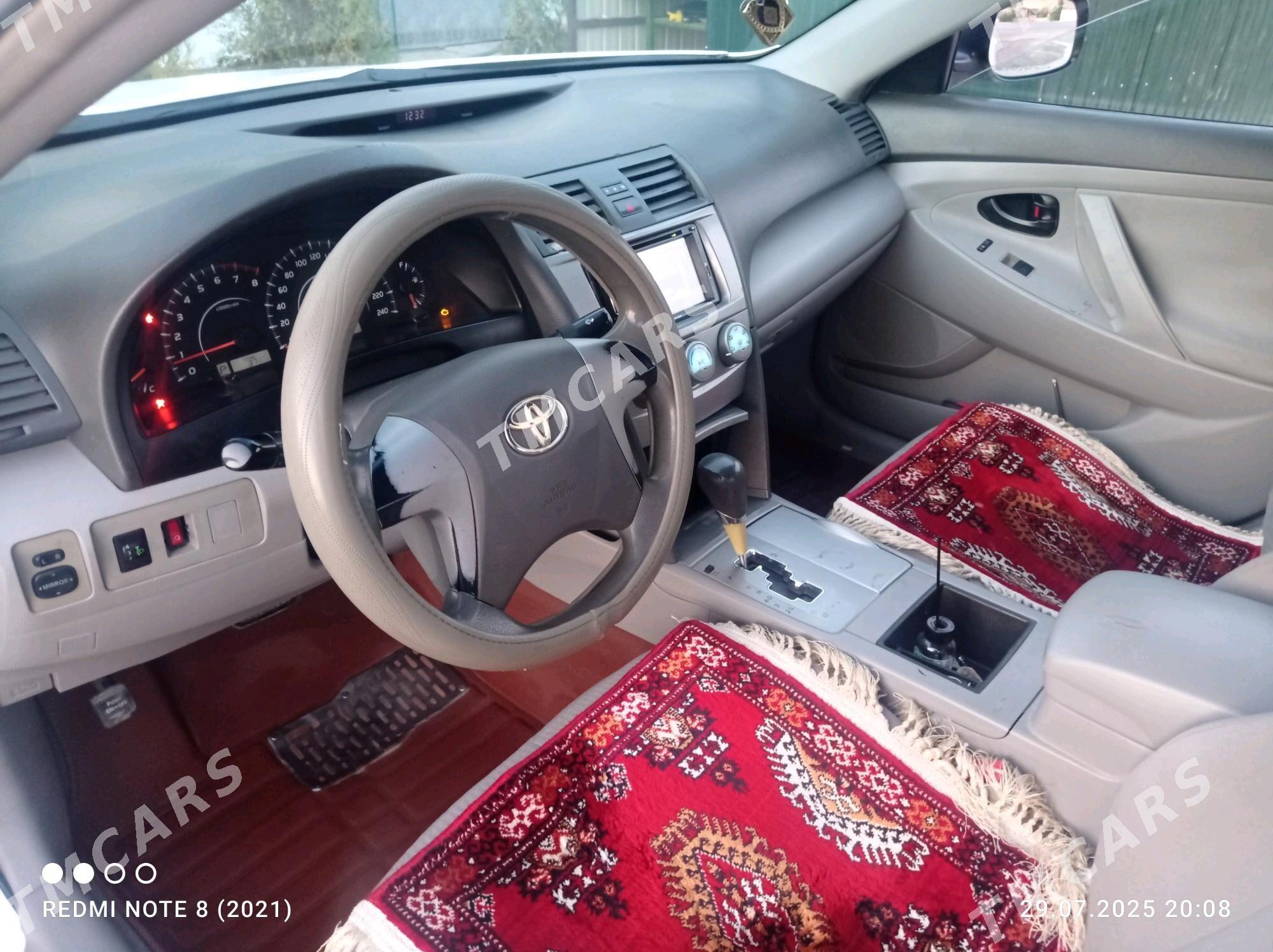 Toyota Camry 2010 - 130 000 TMT - Чарджоу - img 6