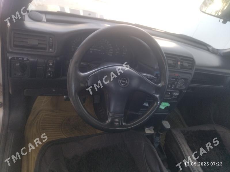 Opel Vectra 1993 - 40 000 TMT - Дашогуз - img 2