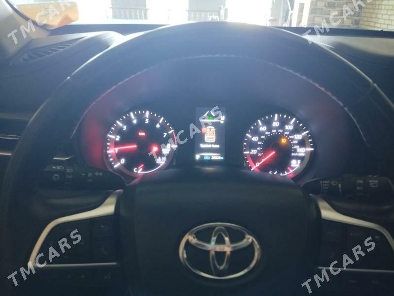 Toyota Highlander 2022 - 600 000 TMT - Dänew - img 3