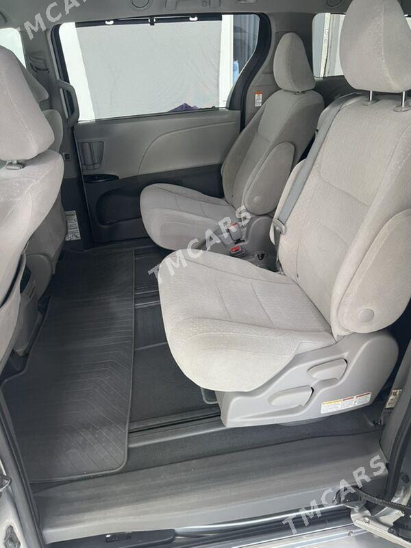 Toyota Sienna 2020 - 400 000 TMT - Туркменабат - img 4