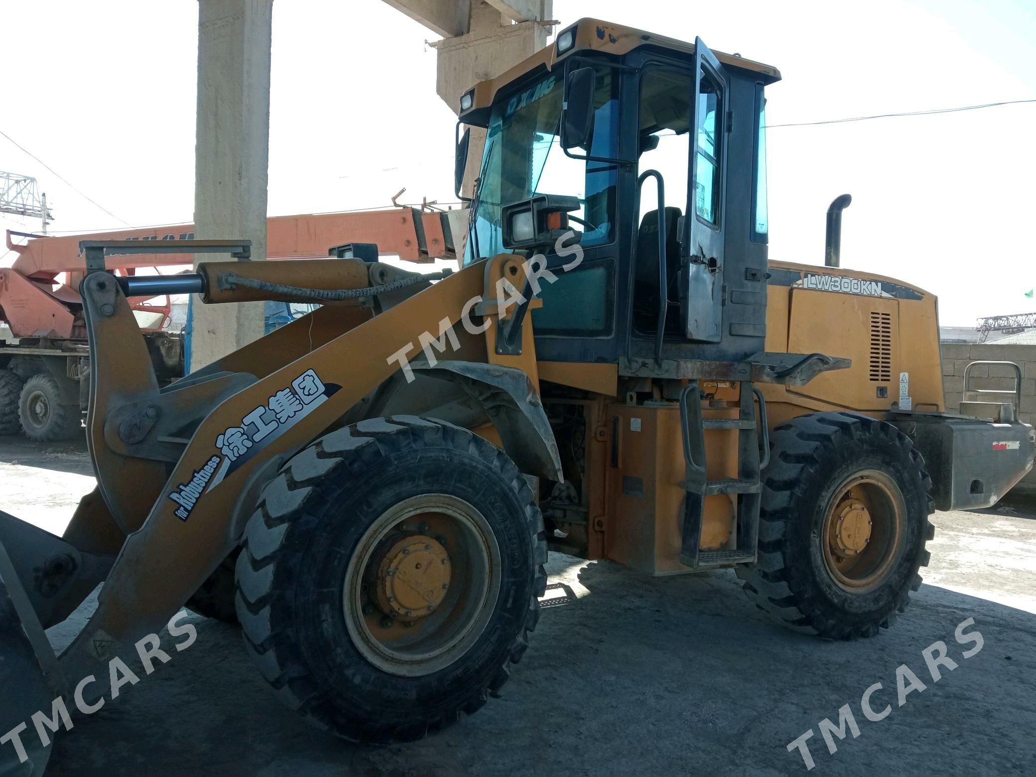 XCMG LW300F 2014 - 460 000 TMT - Дашогуз - img 1