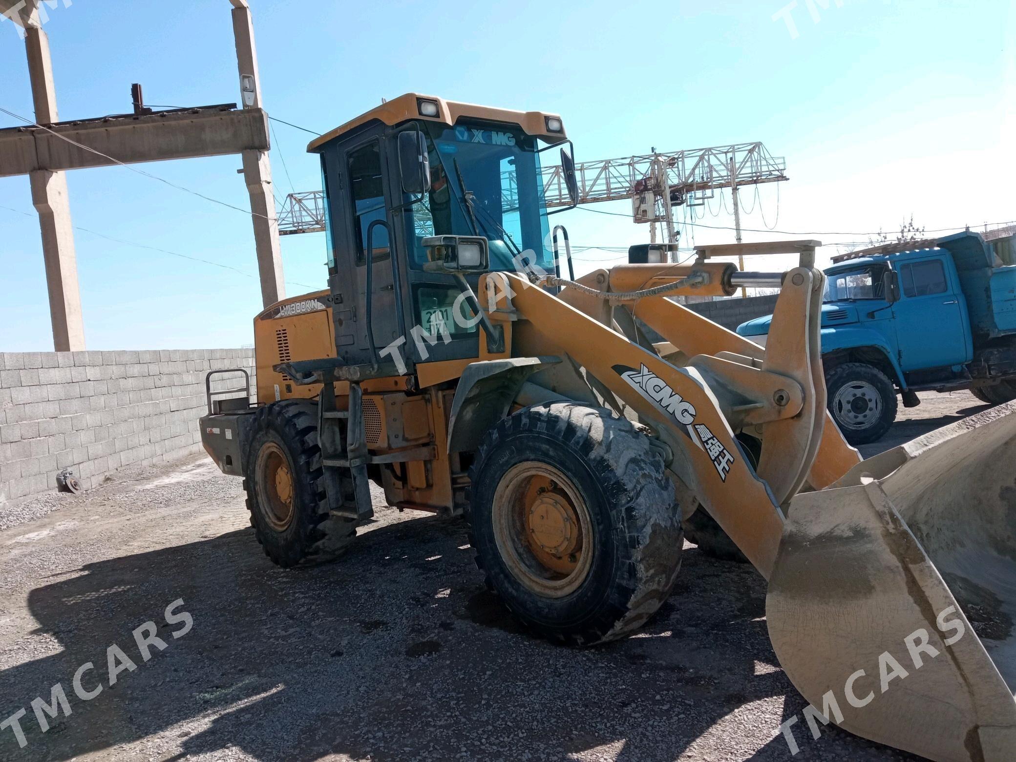 XCMG LW300F 2014 - 460 000 TMT - Дашогуз - img 2
