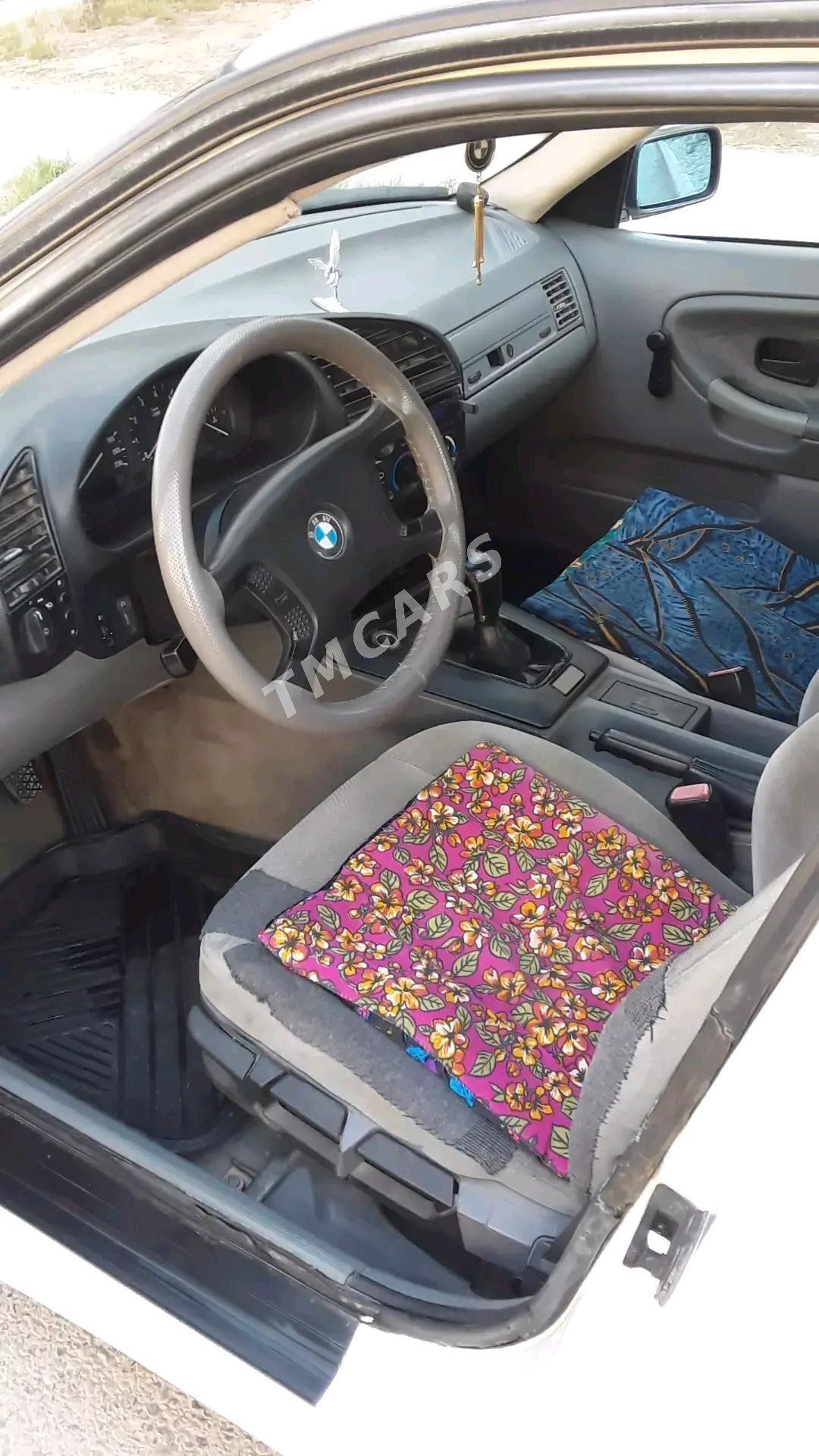 BMW 320 1991 - 55 000 TMT - Мары - img 3