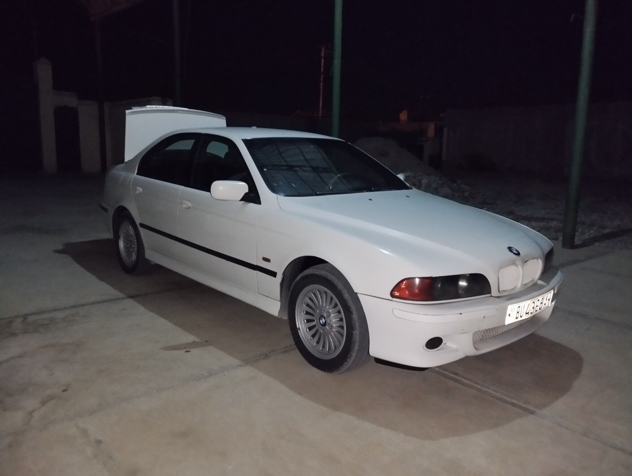 BMW E39 1997 - 87 000 TMT - Кака - img 2