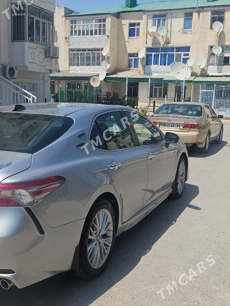 Toyota Camry 2018 - 285 000 TMT - Туркменабат - img 2