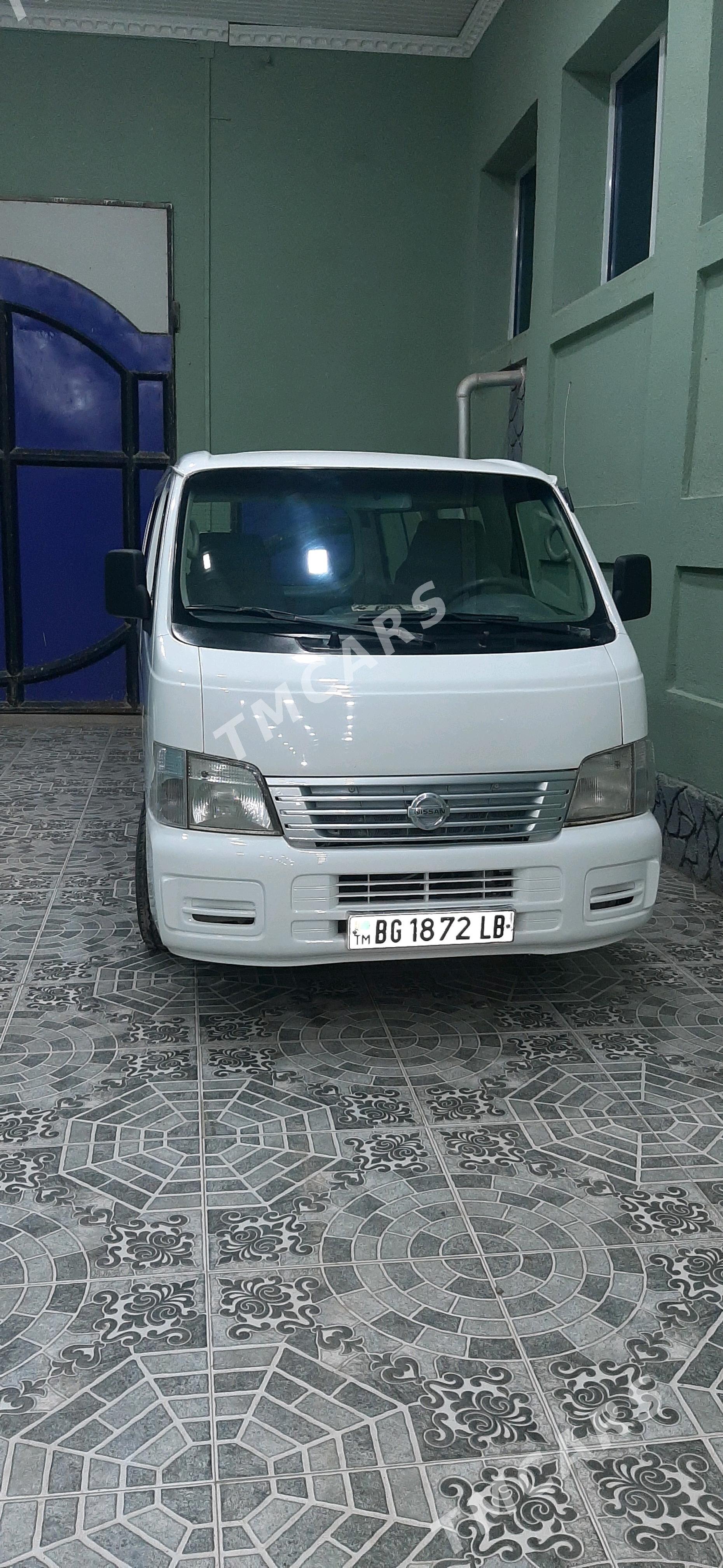 Nissan Urvan 2005 - 120 000 TMT - Çärjew - img 2