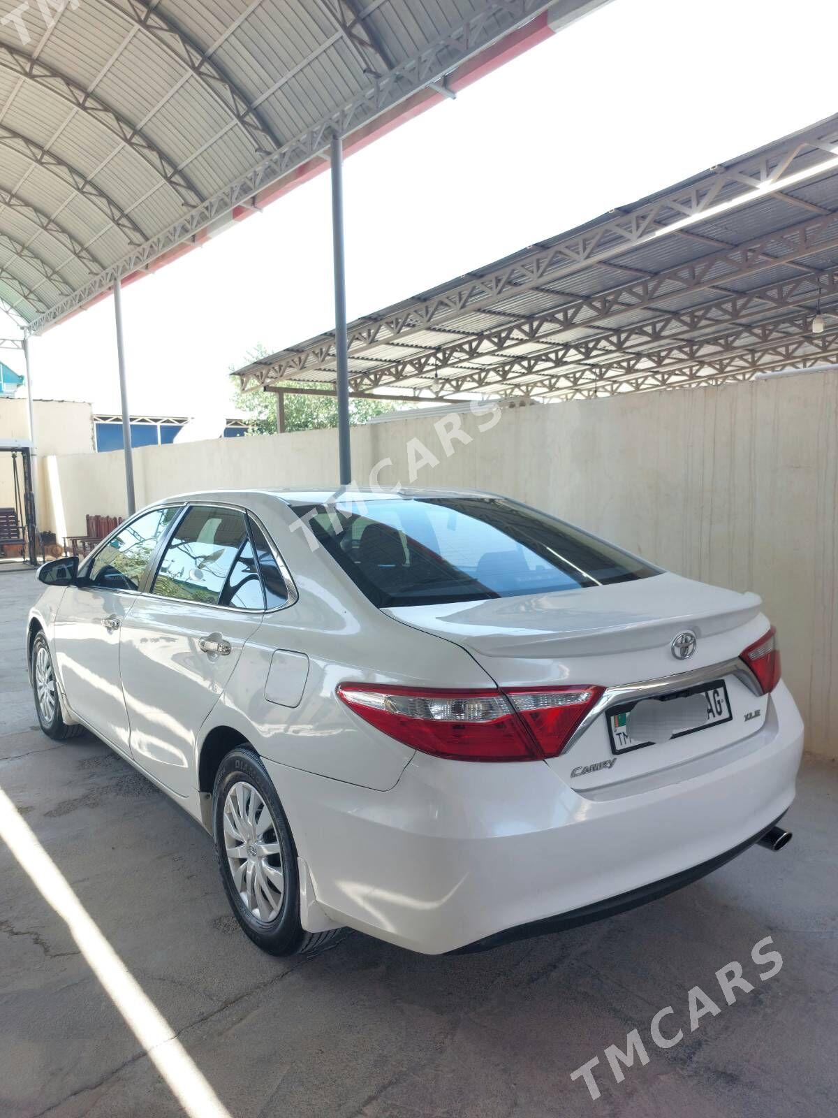 Toyota Camry 2016 - 212 000 TMT - Бузмеин - img 5