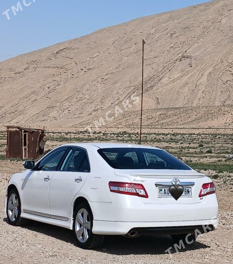 Toyota Camry 2011 - 210 000 TMT - Balkanabat - img 3