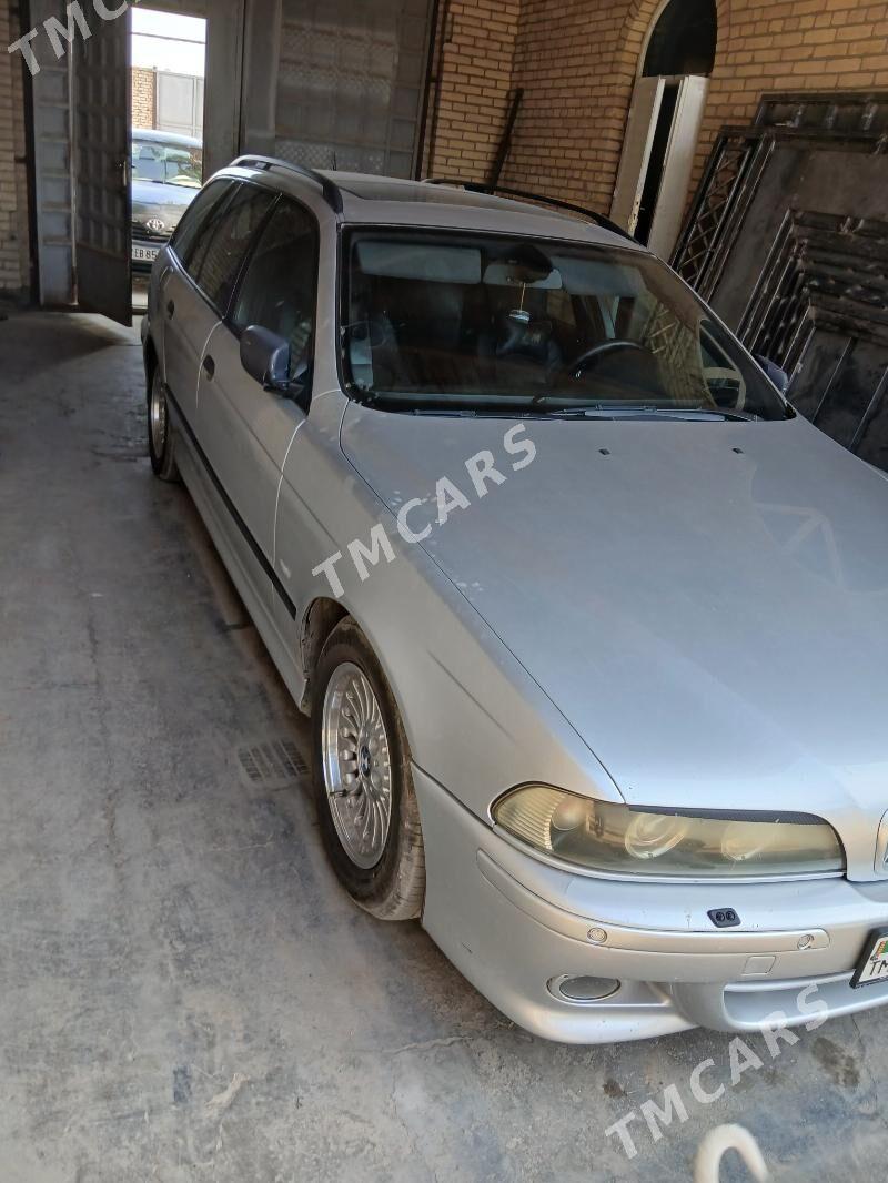 BMW E39 2003 - 150 000 TMT - Türkmenabat - img 5
