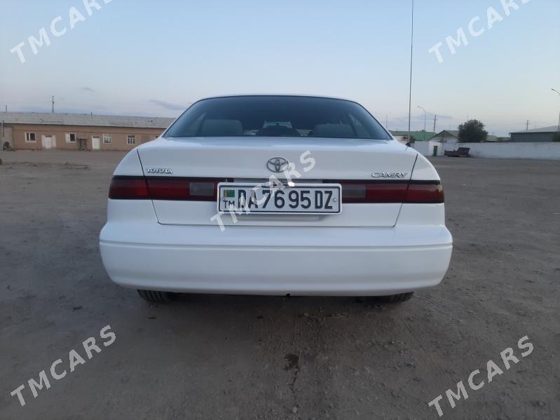 Toyota Camry 1997 - 120 000 TMT - Кёнеургенч - img 6