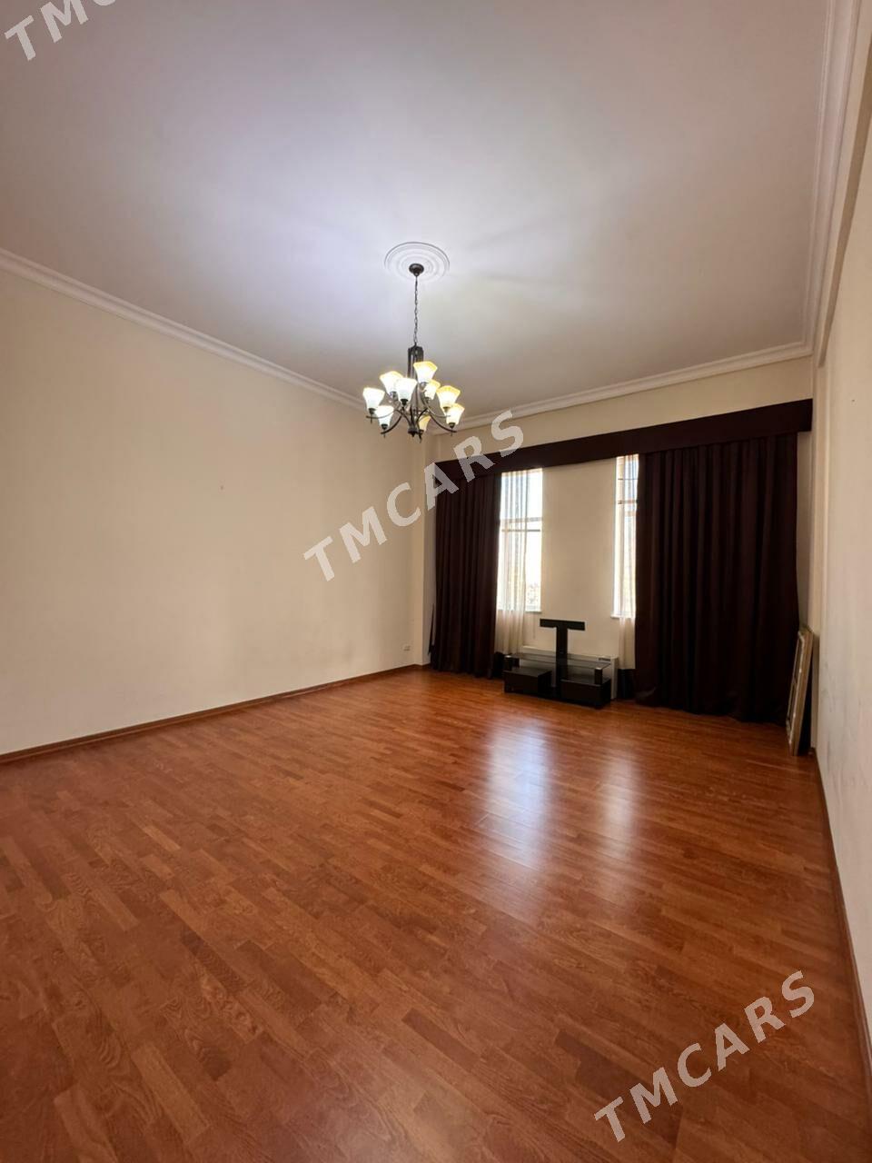 продам3 ком элитку - ул. Московская (10 йыл абаданчылык ш.) - img 2