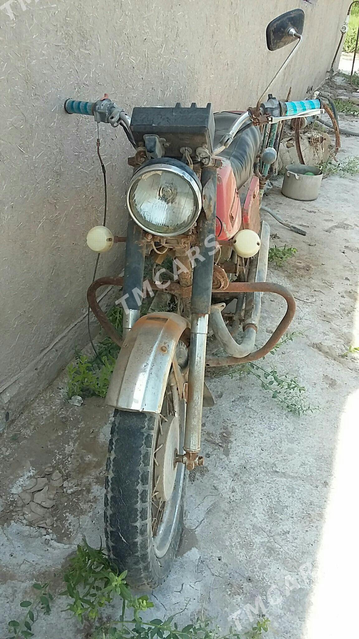 Iž Ýupiter 1987 - 6 300 TMT - Гёкдепе - img 5
