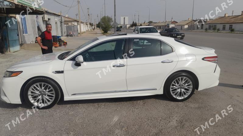 Toyota Camry 2018 - 325 000 TMT - Балканабат - img 8