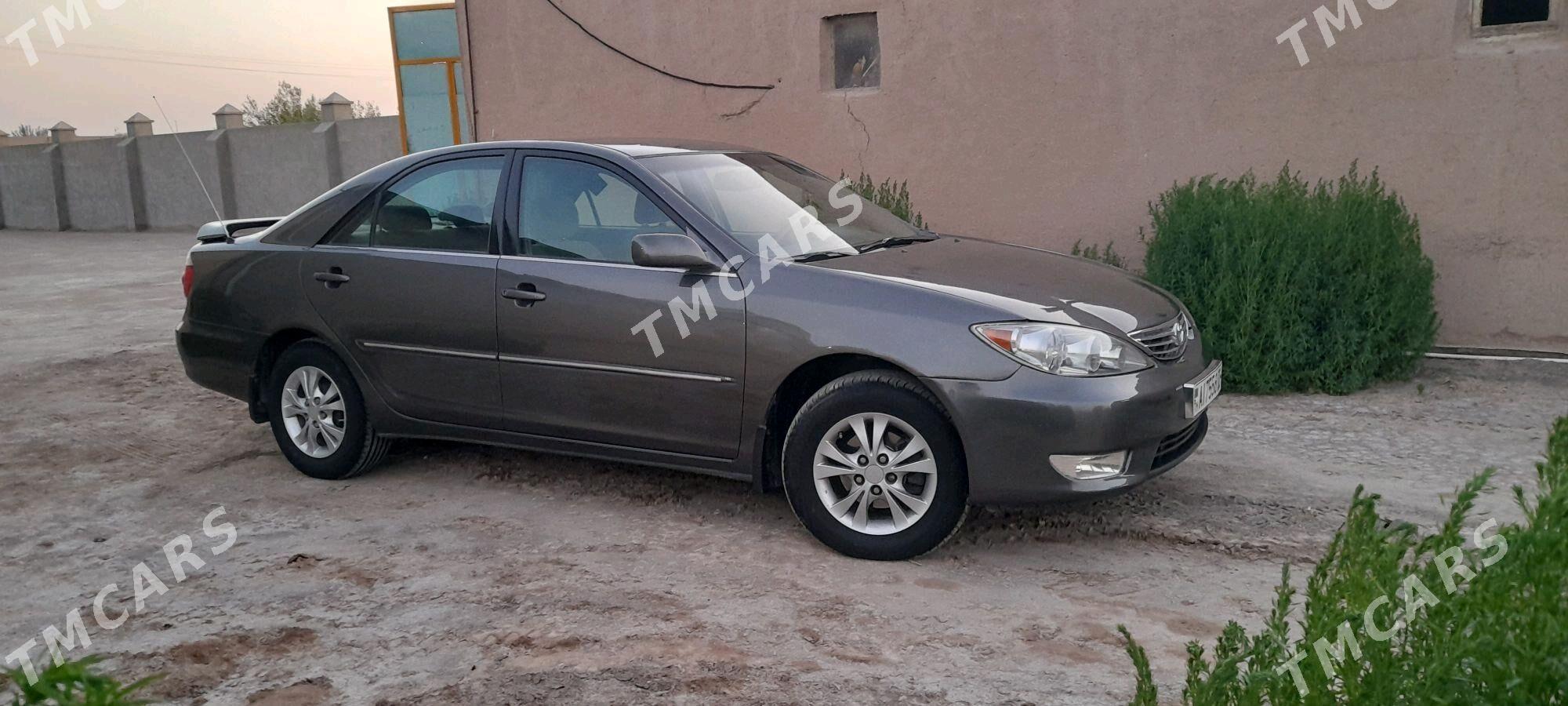 Toyota Camry 2005 - 160 000 TMT - Гурбансолтан Едже - img 4