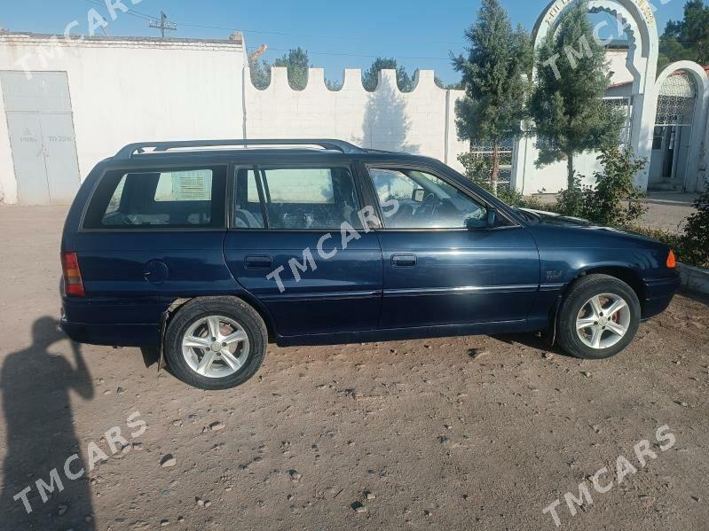 Opel Astra 1992 - 25 000 TMT - Чарджоу - img 4