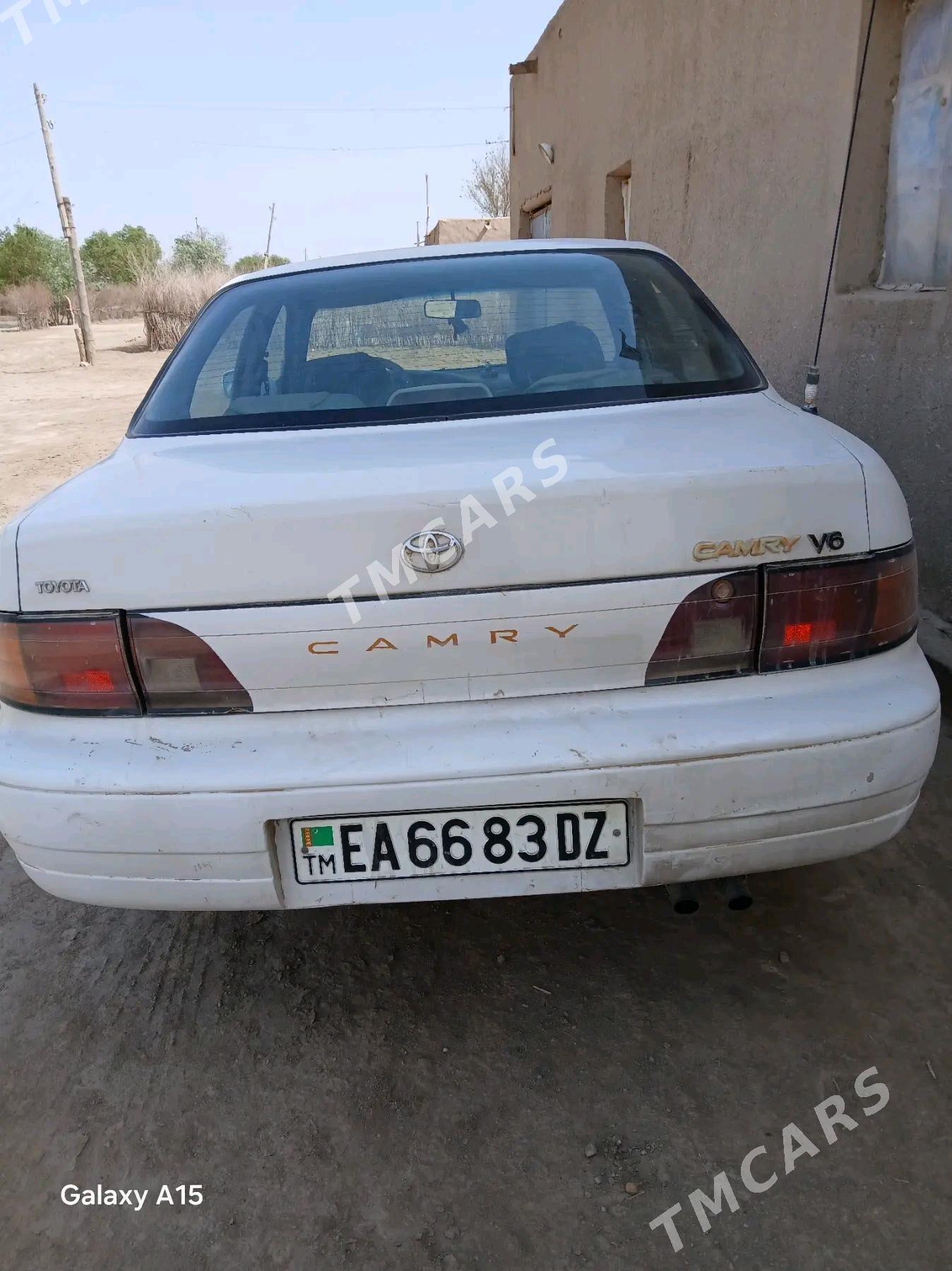 Toyota Camry 1994 - 70 000 TMT - Türkmenbaşy etr. - img 3