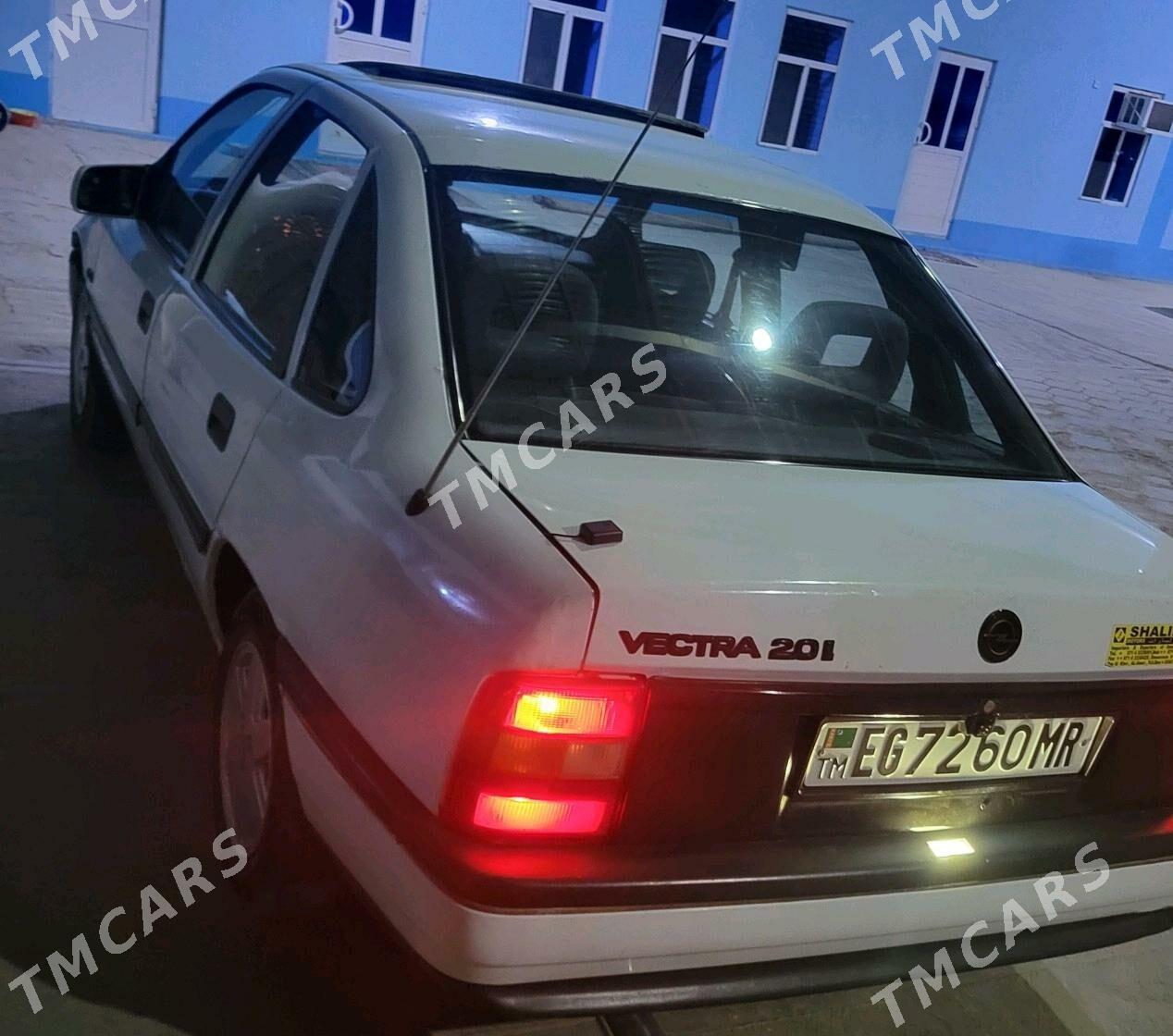 Opel Vectra 1990 - 30 000 TMT - Murgap - img 2