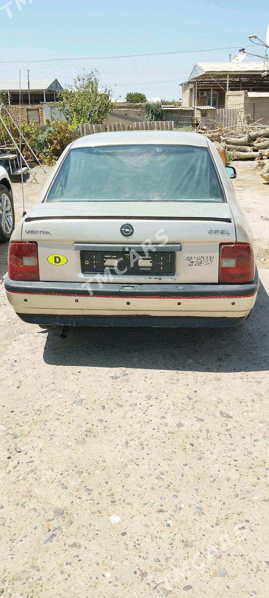 Opel Vectra 1990 - 50 000 TMT - Mary - img 4