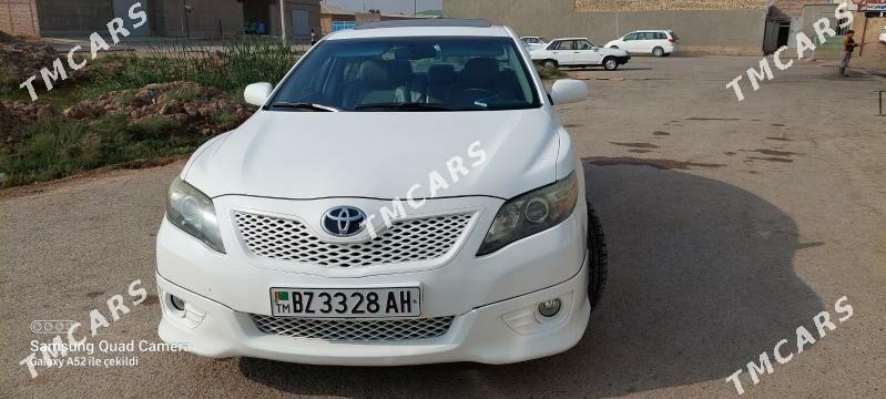 Toyota Camry 2011 - 200 000 TMT - Arkadag - img 2