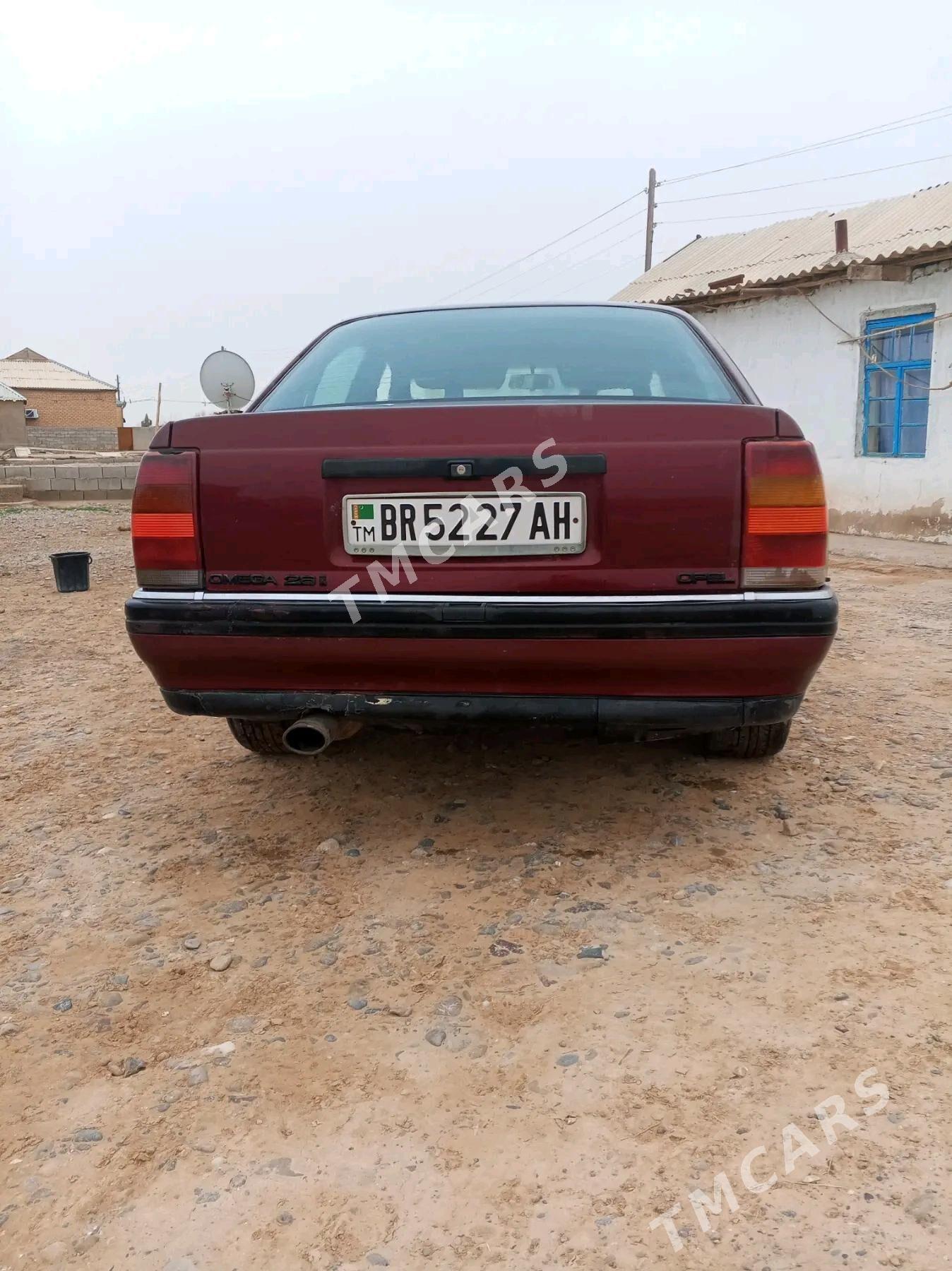 Opel Omega 1993 - 11 000 TMT - Sarahs - img 6