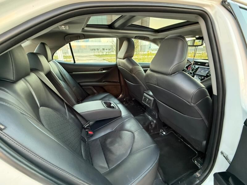 Toyota Camry 2018 - 350 000 TMT - Aşgabat - img 10