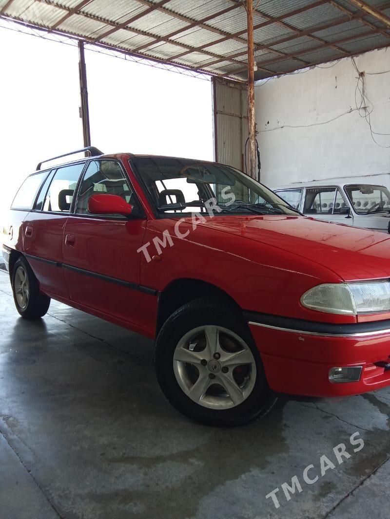 Opel Astra 1995 - 48 000 TMT - Ёлётен - img 3