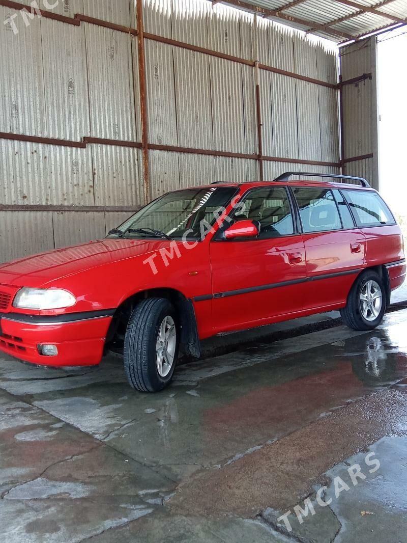 Opel Astra 1995 - 48 000 TMT - Ёлётен - img 4