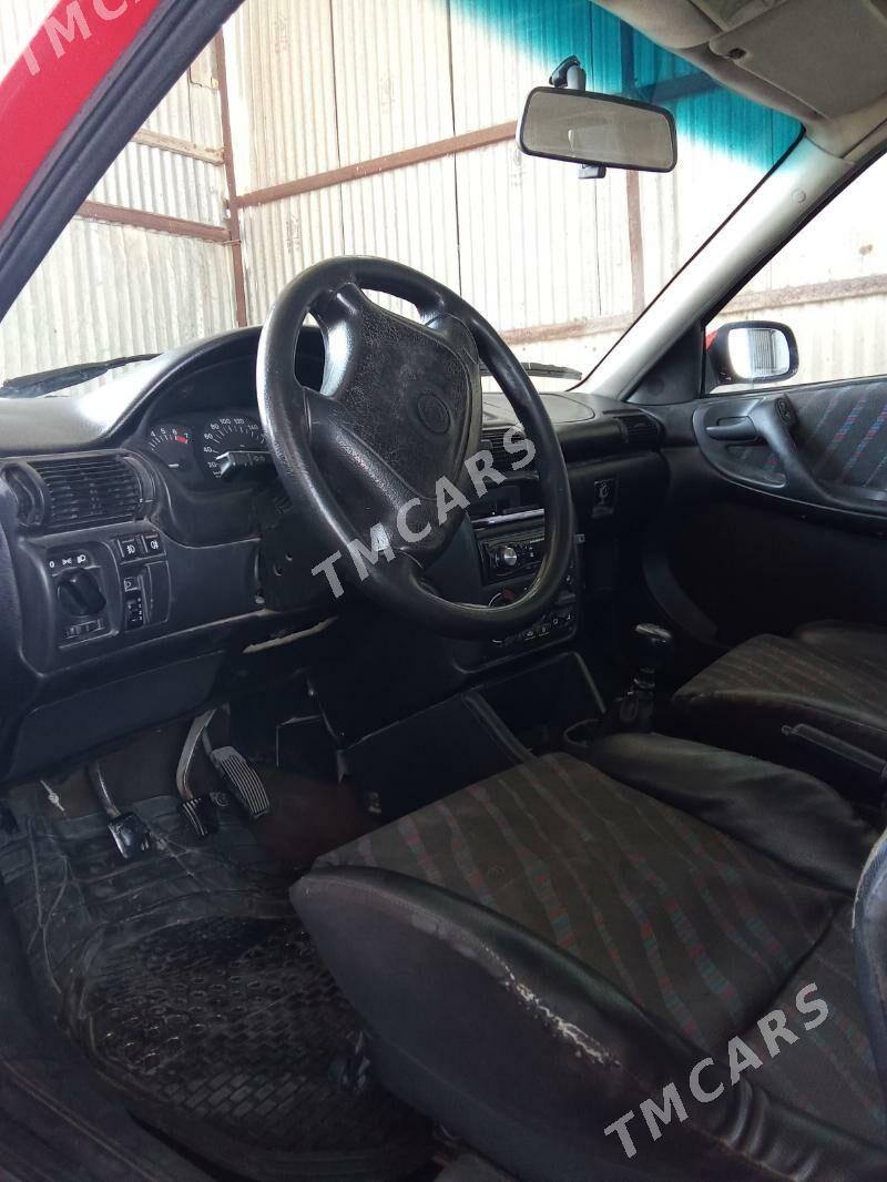 Opel Astra 1995 - 48 000 TMT - Ёлётен - img 2