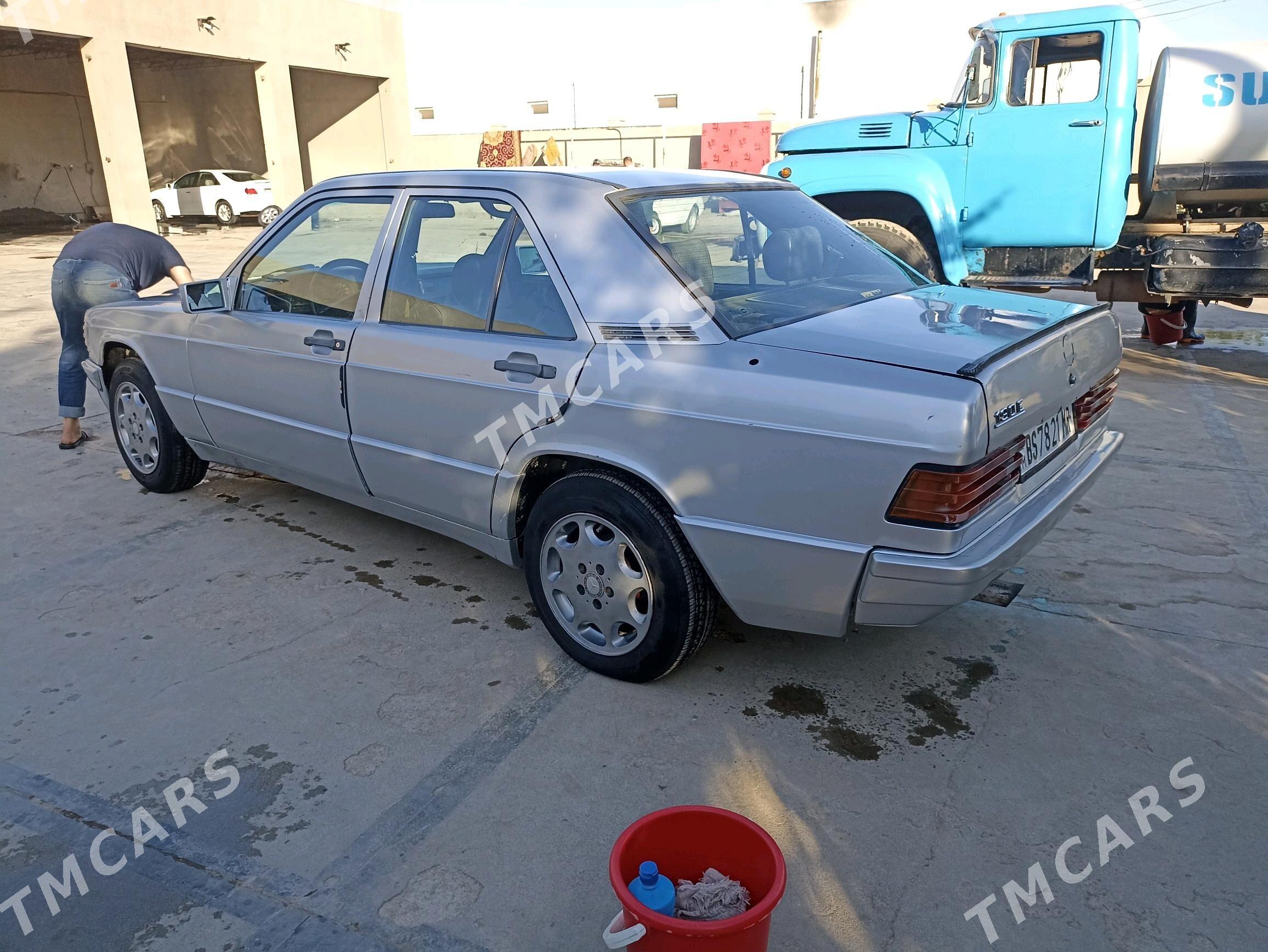 Mercedes-Benz 190E 1987 - 24 000 TMT - Mary - img 3