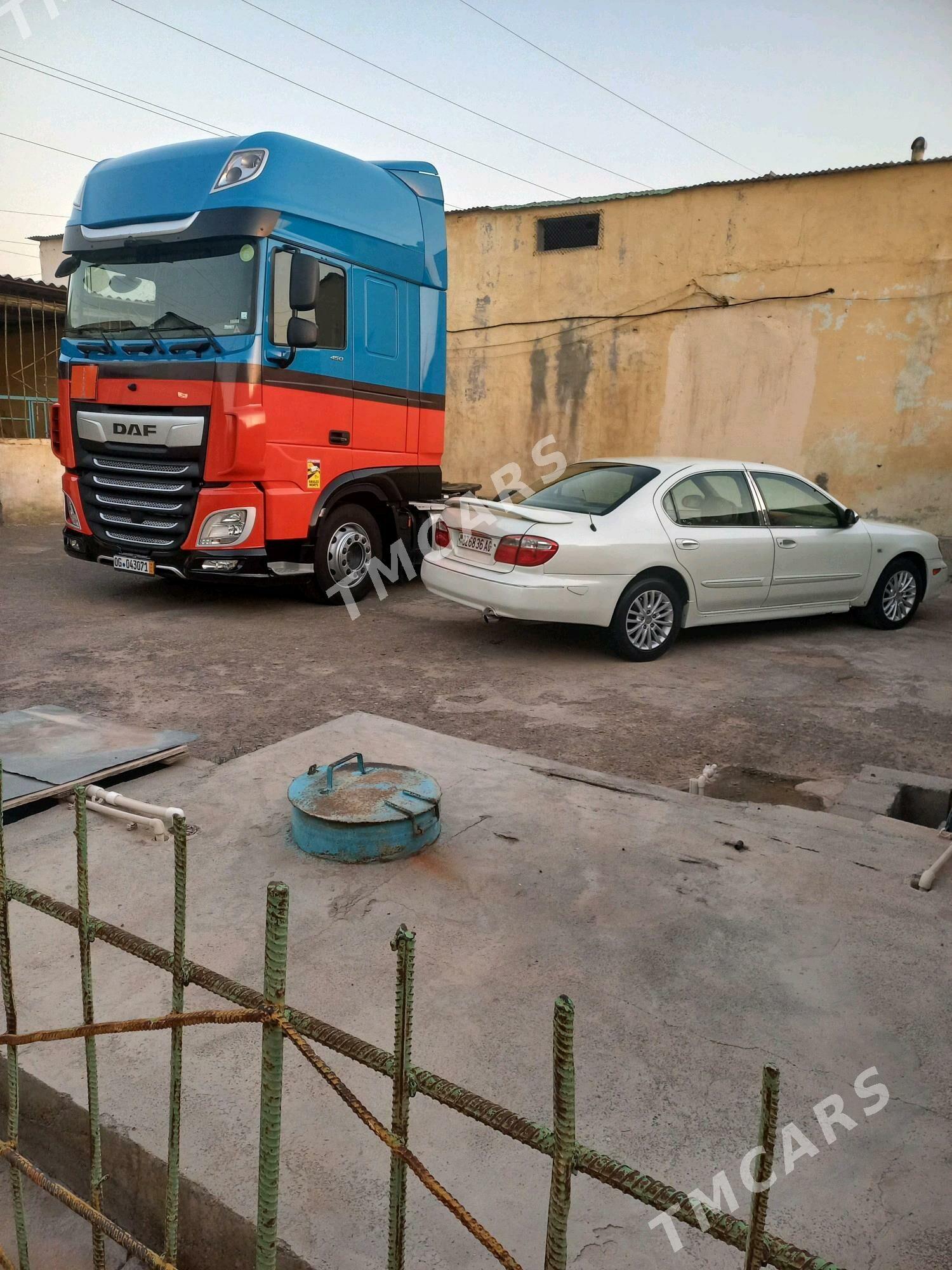 Nissan Maxima 2003 - 63 000 TMT - Büzmeýin - img 5