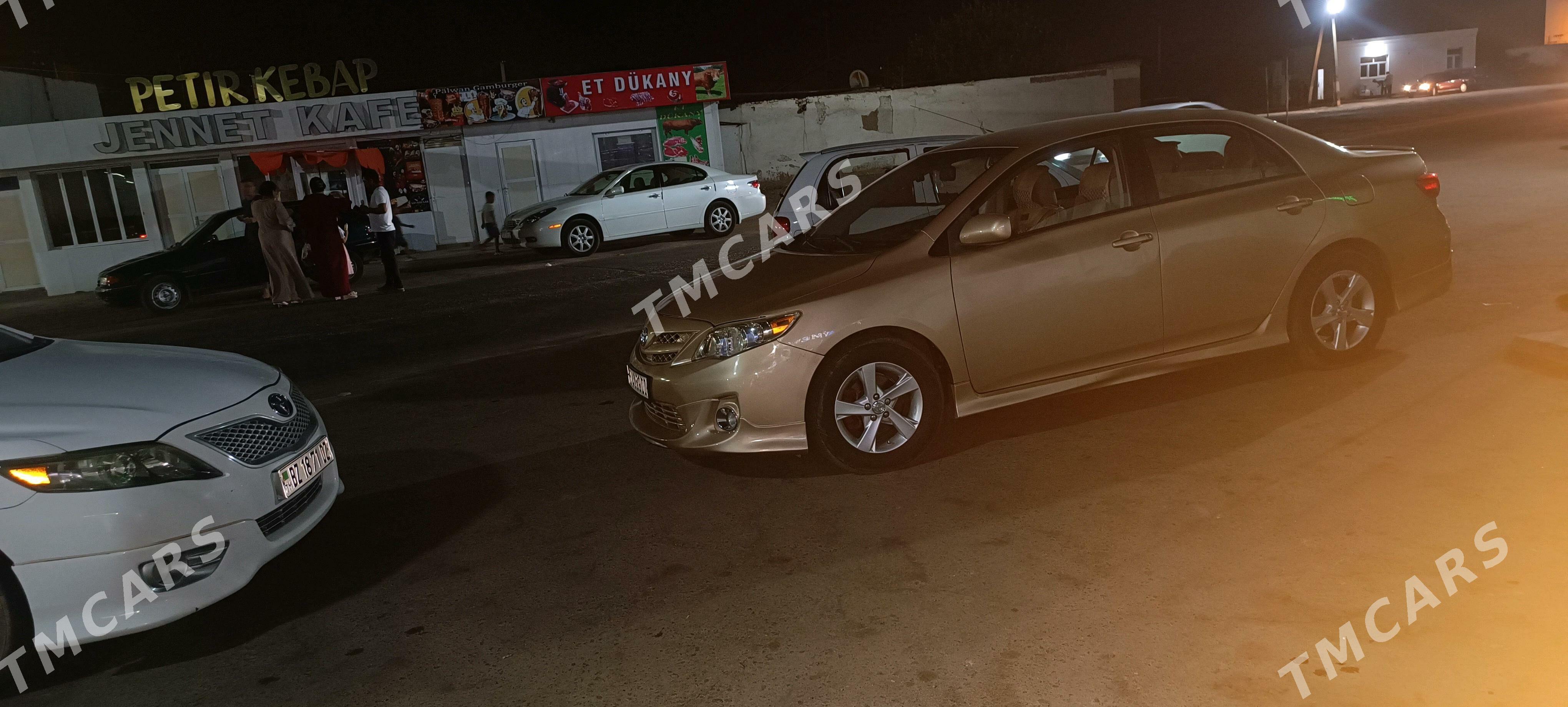 Toyota Corolla 2012 - 165 000 TMT - Дашогуз - img 2