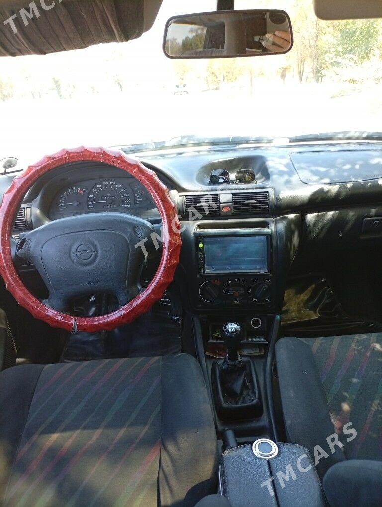 Opel Astra 1996 - 32 000 TMT - Дашогуз - img 2